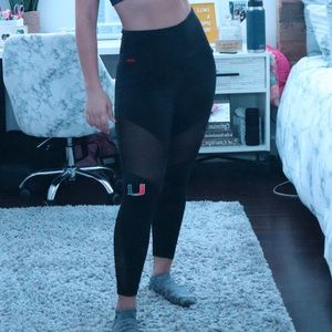 UM Victoria Secret Pink High Waisted Leggings